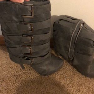 Justfab boots never worn! Size 7